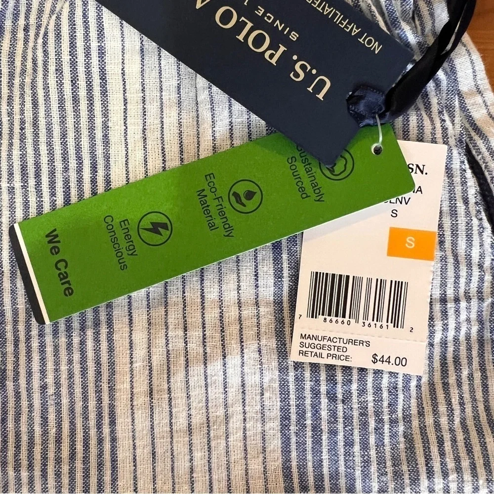 U.S. Polo Assn. NWT Unisex Blue and White Striped Shorts Size S Pockets